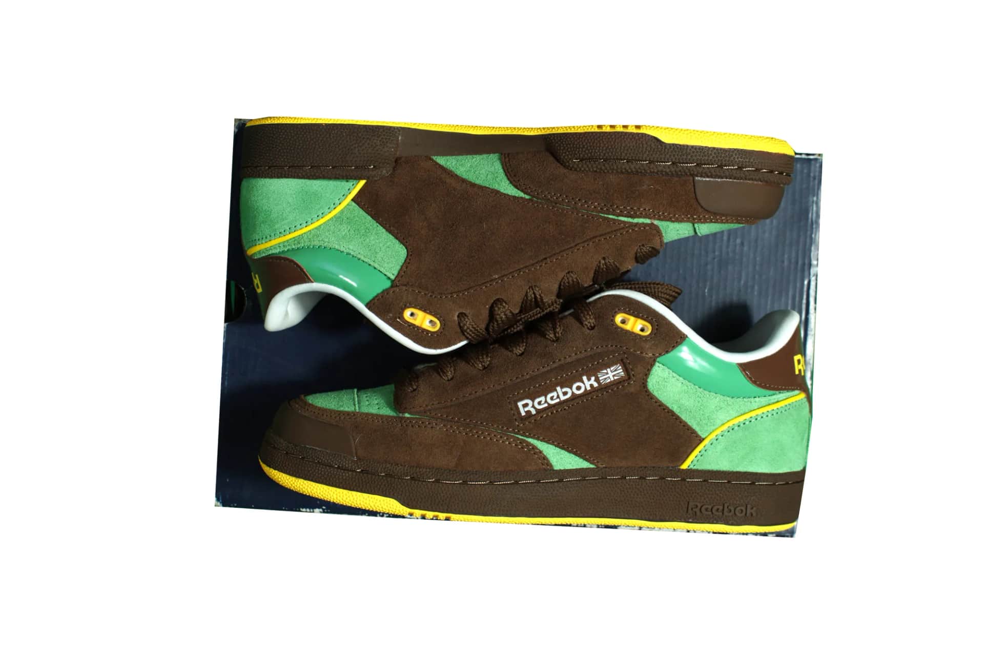 Reebok Club C brown/green shoes